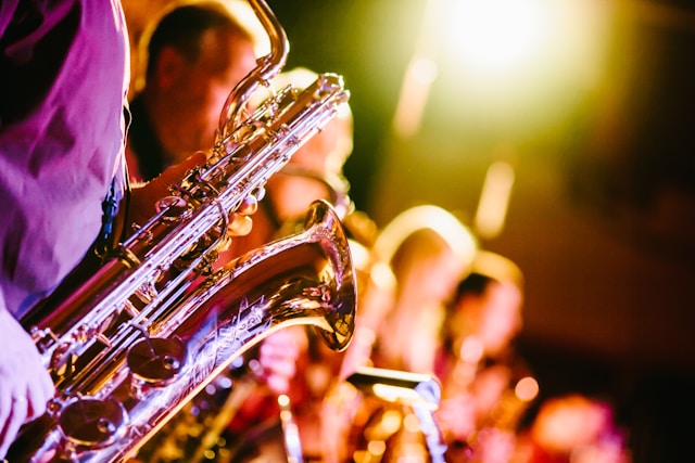 O ritmo do jazz e o jogo digital: dois universos de emoção e risco